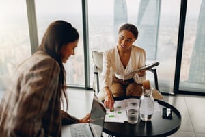 business-meeting-in-a-modern-office-with-diverse-p-2026-01-09-10-34-56-utc